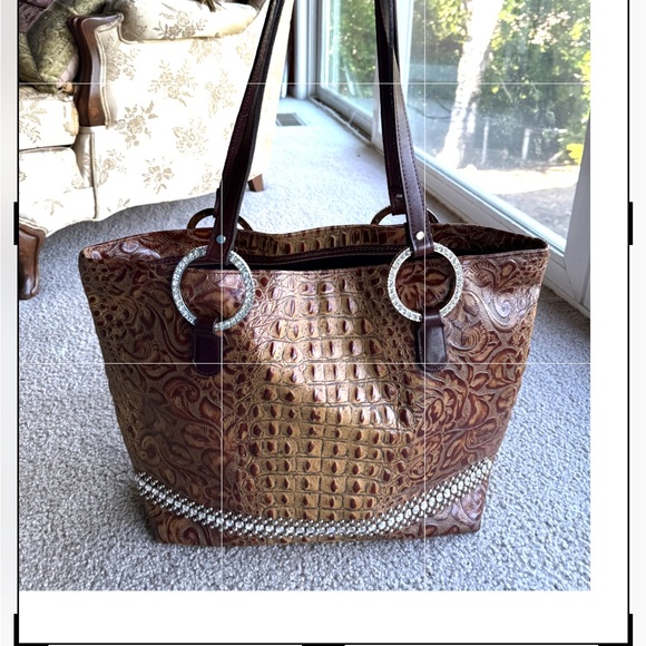 Raviani NWOT Brown Crocodile Textured Crystal Adorned Tote Bag - Picture 1 of 15